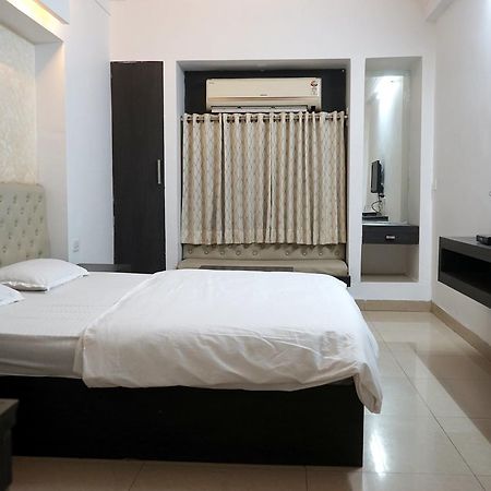 Hotel Paradise Ναγκπούρ Εξωτερικό φωτογραφία